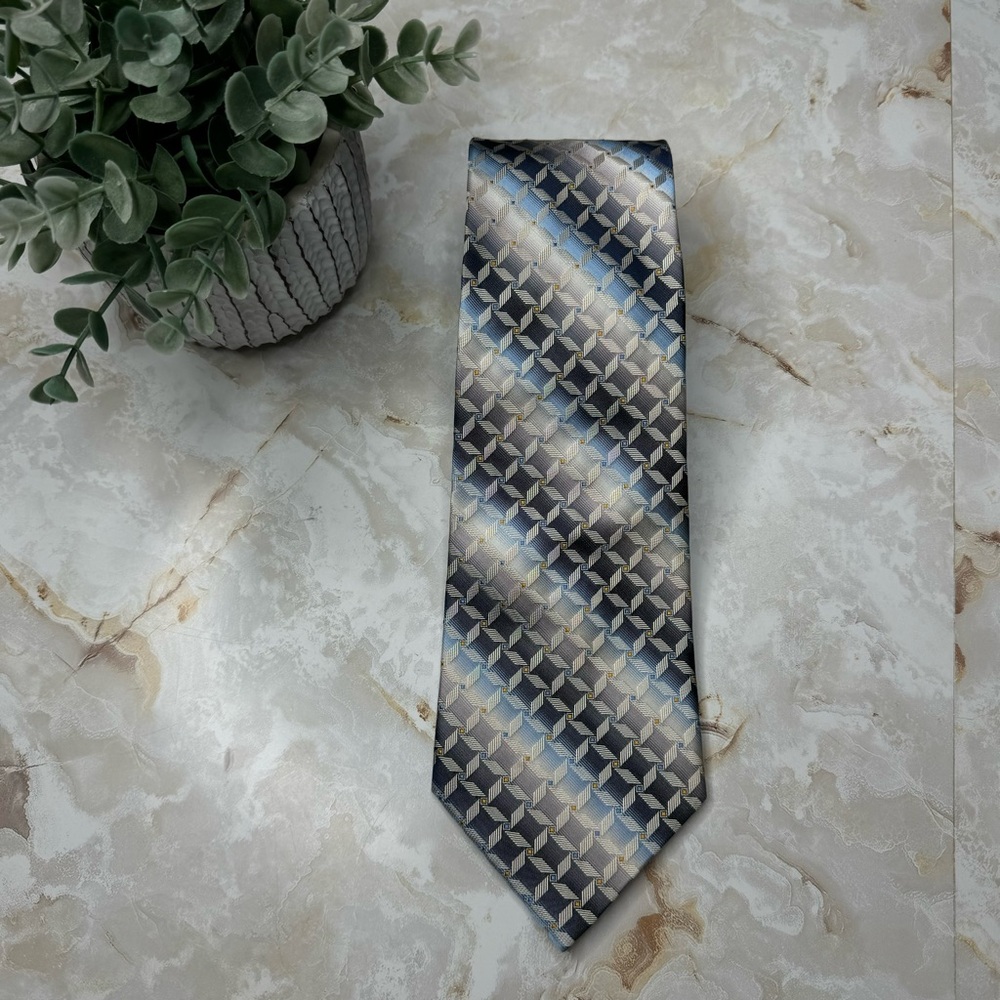 Stafford‎ All Silk Men's Tie 3 3/4" - 57 1/2"